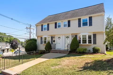 472 Summer St #472, Arlington, MA 02474