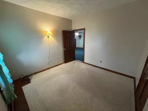Bedroom - 25 Crawford St, Fall River, MA 02724 photo 2 of 3