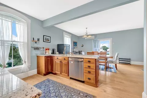47 Pleasant St #2, Gloucester, MA 01930 photo 14