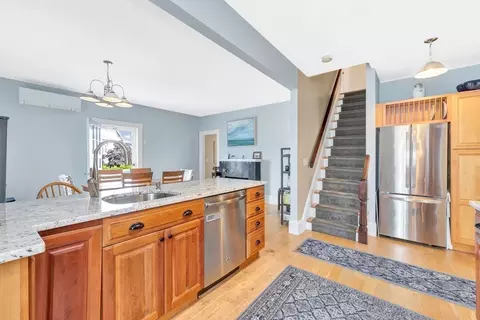 47 Pleasant St #2, Gloucester, MA 01930 photo 16