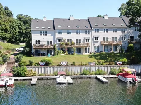 67 N Quinsigamond Ave #13, Shrewsbury, MA 01545