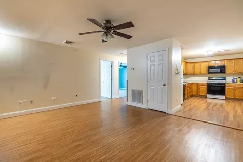 1556 N Main St #10, Fall River, MA 02720 photo 6