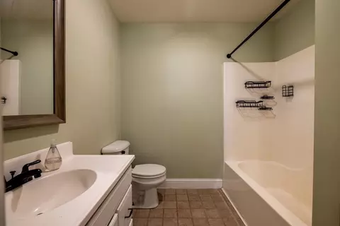 1556 N Main St #10, Fall River, MA 02720 photo 12