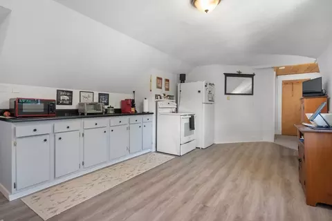 31 Dexter St, Orange, MA 01364 photo 9