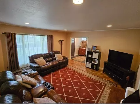 356 Albany St, Fall River, MA 02720 photo 6