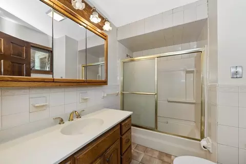 26 Centre St, Winthrop, MA 02152 photo 17