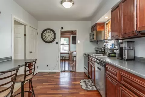 92 Wingold St, Fall River, MA 02720 photo 8