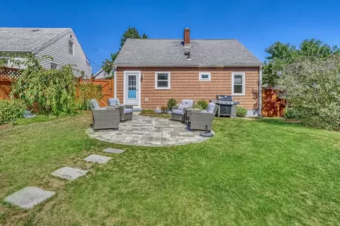 Exterior - 48 Beacon St, Dedham, MA 02026 photo 4 of 8