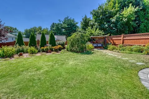 Exterior - 48 Beacon St, Dedham, MA 02026 photo 7 of 8