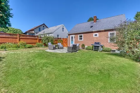Exterior - 48 Beacon St, Dedham, MA 02026 photo 5 of 8