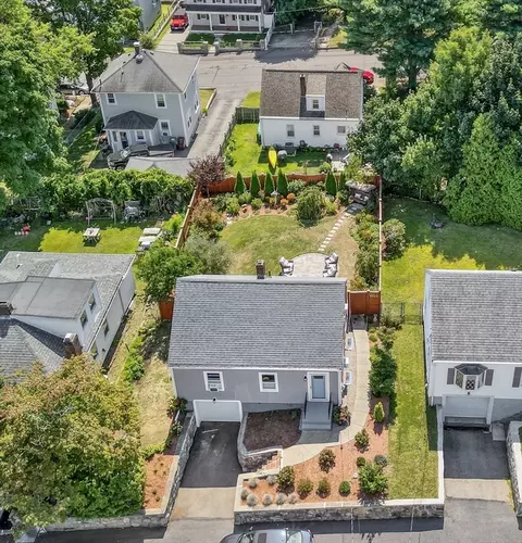 View/Area - 48 Beacon St, Dedham, MA 02026 photo 1 of 8