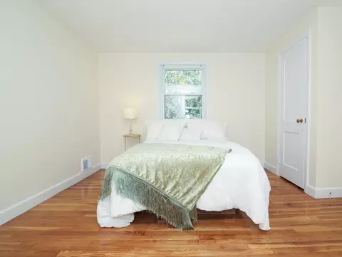51 Edgewater Dr, Framingham, MA 01702 photo 18