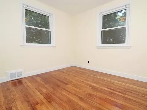 51 Edgewater Dr, Framingham, MA 01702 photo 24