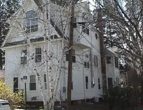 20 Mcclellan St, Amherst, MA 01002 photo 2