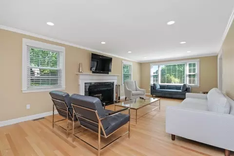 Living - 159 Oxbow, Needham, MA 02492 photo 1 of 3