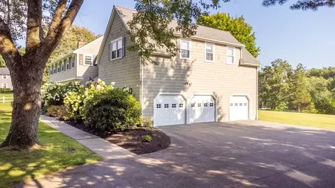 Exterior - 159 Oxbow, Needham, MA 02492 photo 3 of 5