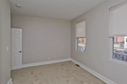 Bedroom - 23 E Hooker St, Springfield, MA 01107 photo 2 of 7