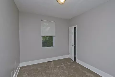 Bedroom - 23 E Hooker St, Springfield, MA 01107 photo 5 of 7