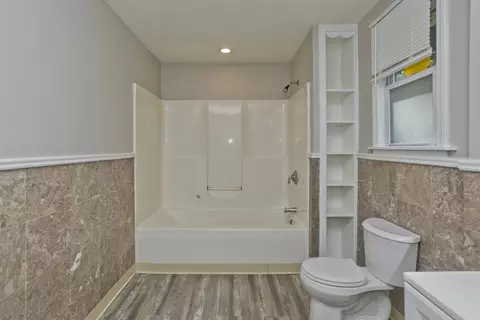 Bath - 23 E Hooker St, Springfield, MA 01107 photo 1 of 3