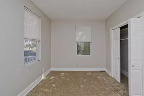 Bedroom - 23 E Hooker St, Springfield, MA 01107 photo 3 of 7