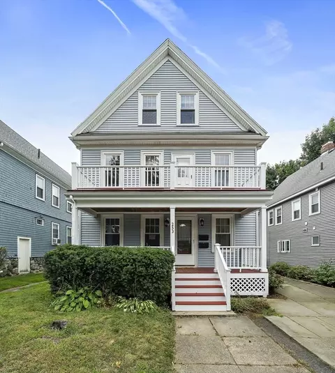 253 Waverley St #2, Belmont, MA 02478
