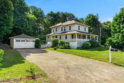 64 Riverview Rd, Gloucester, MA 01930