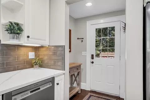 15 Glen Rd, Reading, MA 01867 photo 18