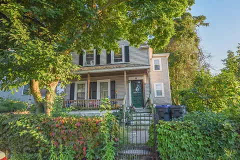 8 King St, Methuen, MA 01844