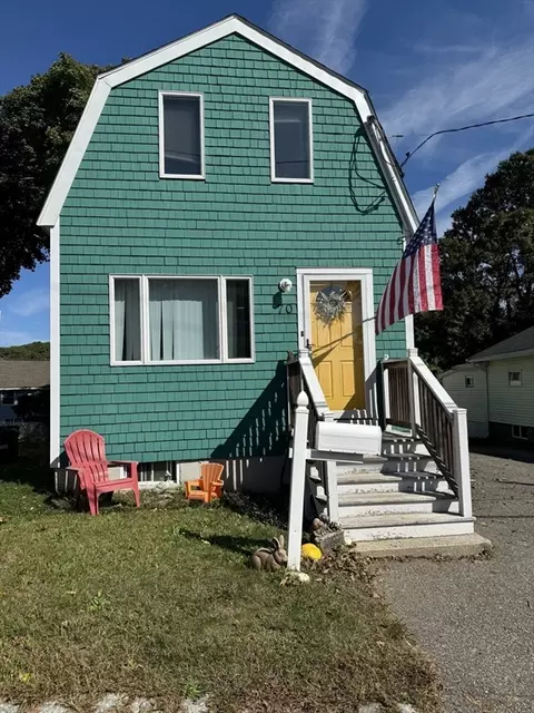 70 Squanto Rd, Weymouth, MA 02191
