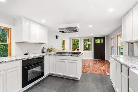 141 North St # -A, Georgetown, MA 01833 photo 12