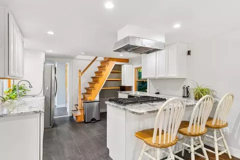 141 North St # -A, Georgetown, MA 01833 photo 2