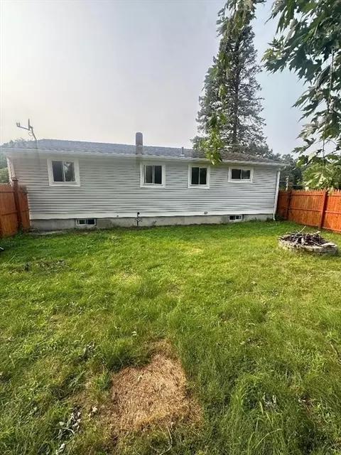 1375 Page Blvd, Springfield, MA 01104 photo 3