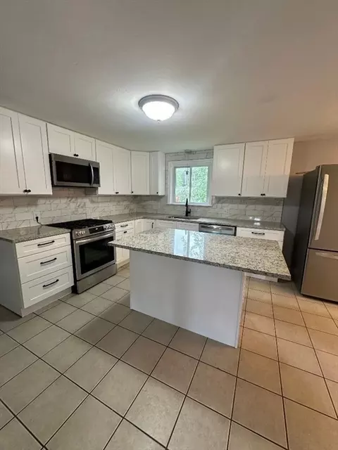 1375 Page Blvd, Springfield, MA 01104 photo 4