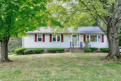 111 Susan Dr, Westfield, MA 01085