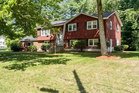 11 Nickerson Dr, Billerica, MA 01821