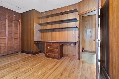 7 Lyon St, Worcester, MA 01604 photo 9