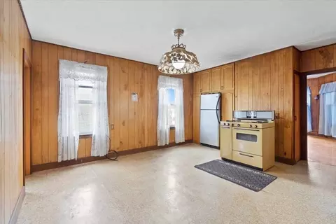 7 Lyon St, Worcester, MA 01604 photo 12