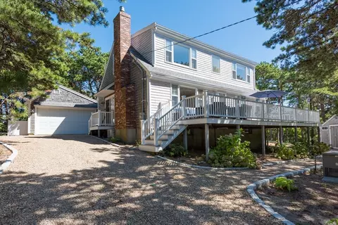 140 Salt Works Rd, Eastham, MA 02642
