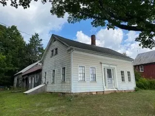 274 E Main St, Plainfield, MA 01070