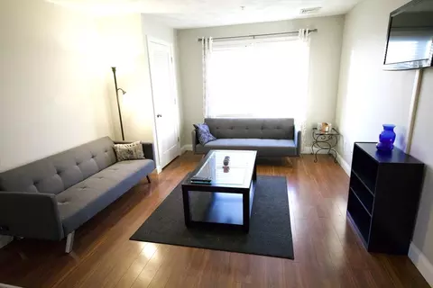 65 Centre St #17, Lynn, MA 01905