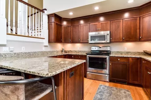 1 Hunt Dr #1B, Dover, MA 02030 photo 10