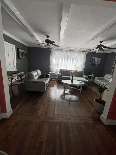 20 Dyer Ave, Everett, MA 02149 photo 5