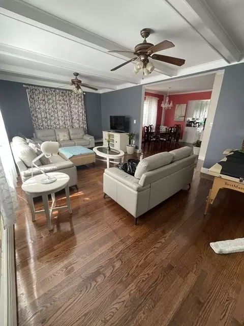 20 Dyer Ave, Everett, MA 02149 photo 2