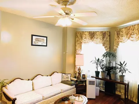 19 Castlegate Rd, Boston, MA 02121