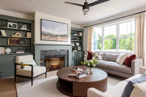 643 Church St #8-3, Raynham, MA 02767