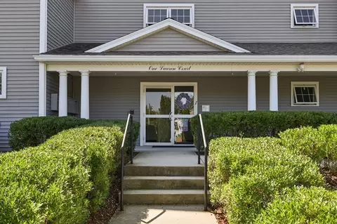 1 Lauren Ct #62, Methuen, MA 01844
