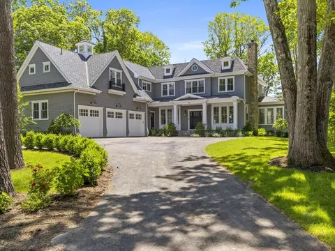 38 Old Farm Rd, Wellesley, MA 02481