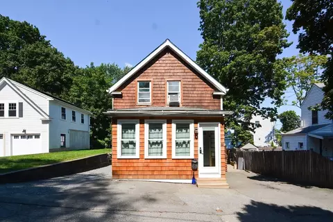 11 Pierce Pl, Canton, MA 02021