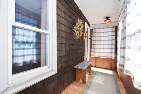 Entry Way - 11 Pierce Pl, Canton, MA 02021 photo 1 of 3