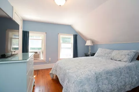 Bedroom - 11 Pierce Pl, Canton, MA 02021 photo 7 of 8